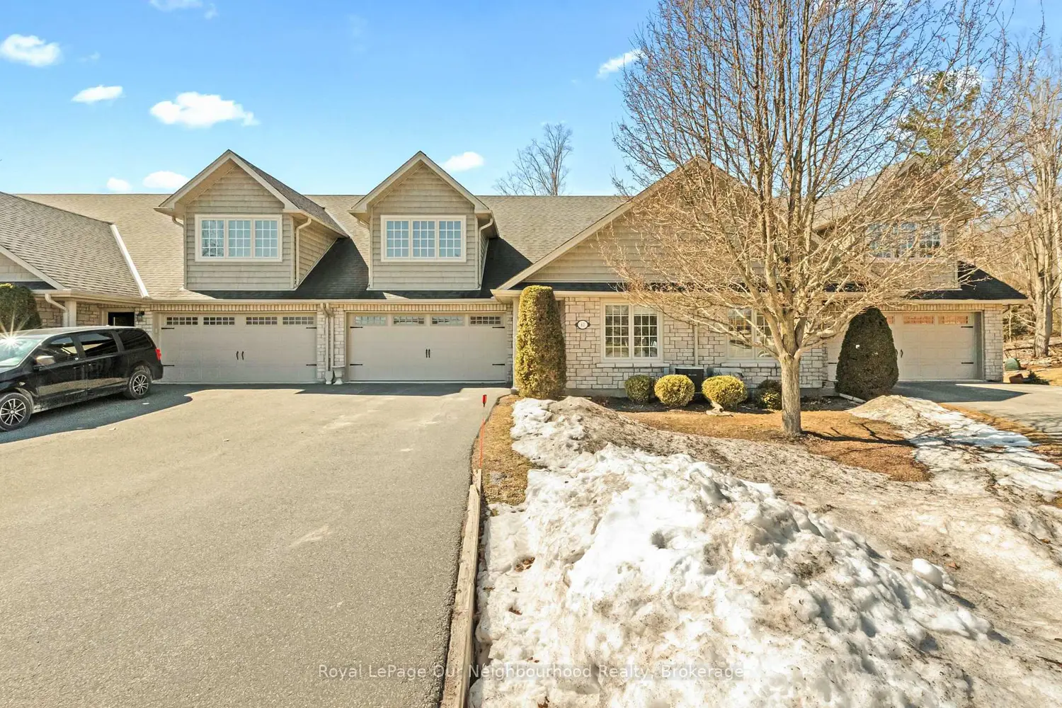 61 Orchard Way photo 2