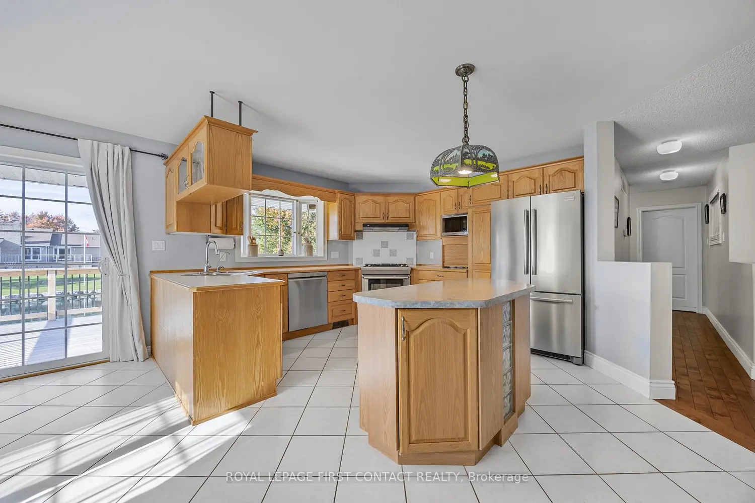93 Bayshore Drive photo 4