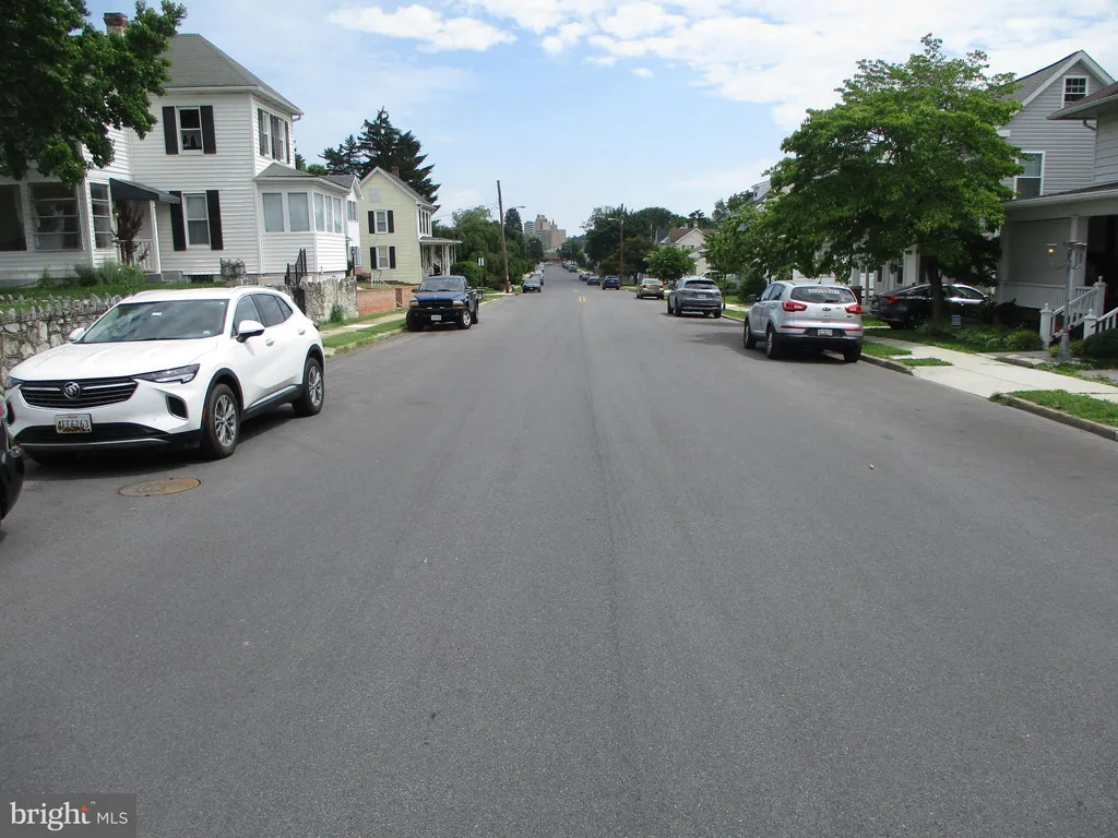 719 Chestnut Street, Hagerstown, MD 21740