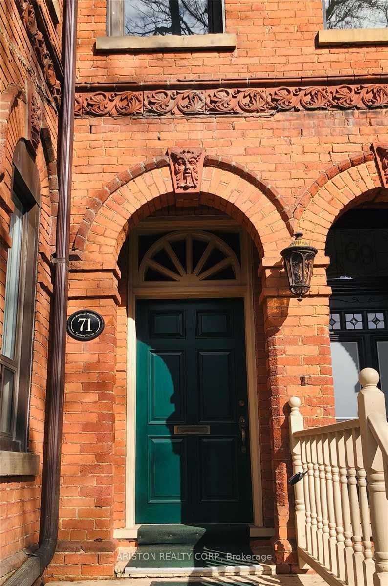 71 Pembroke Street, Toronto, ON, M5A 2N9