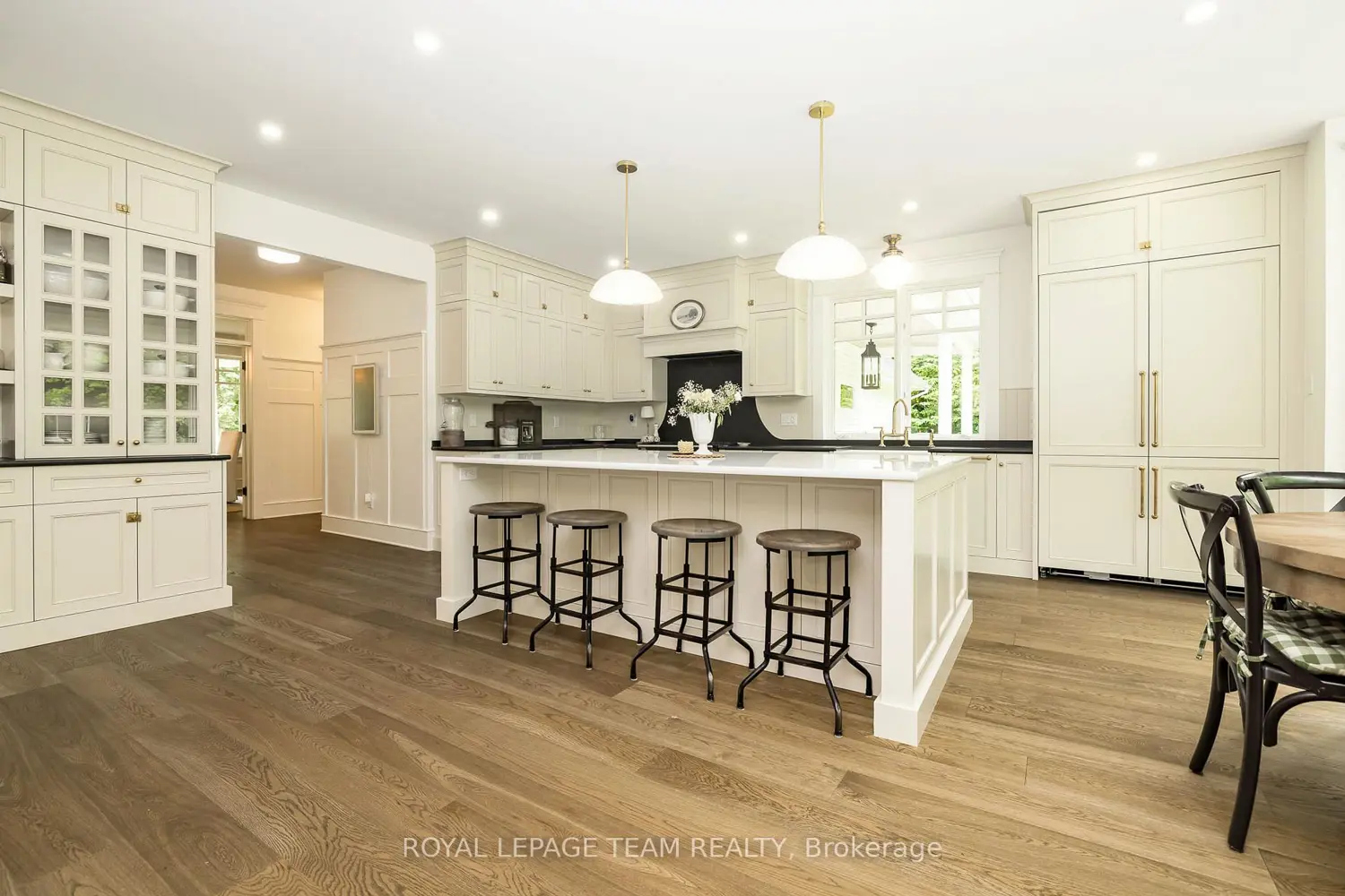 36 Marchbrook Circle