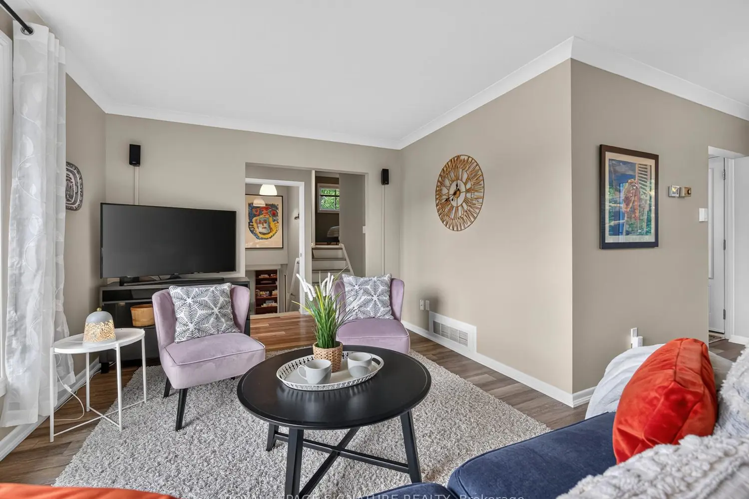18 Willowood Court photo 3