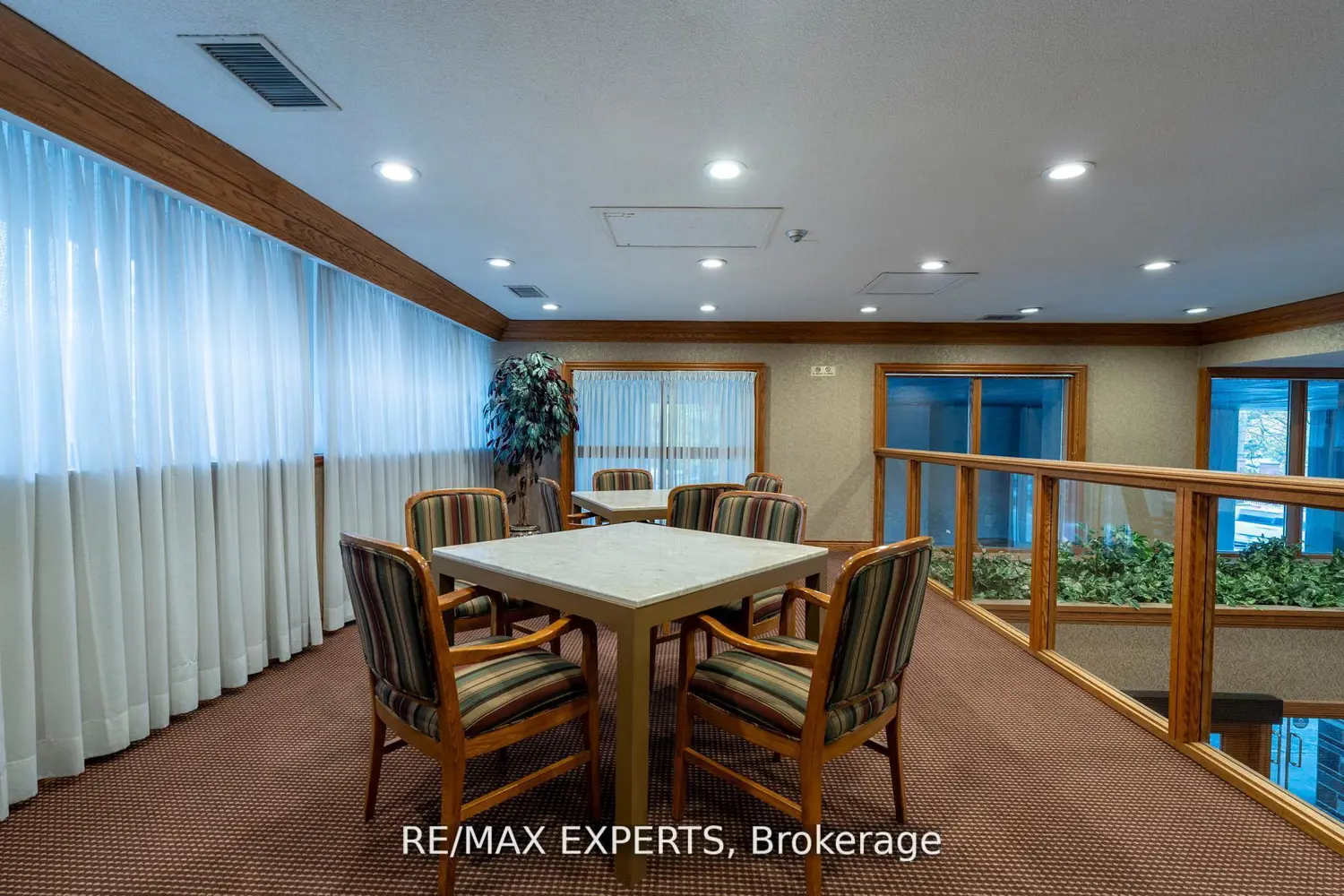 40 Richview Road 1103 photo 5