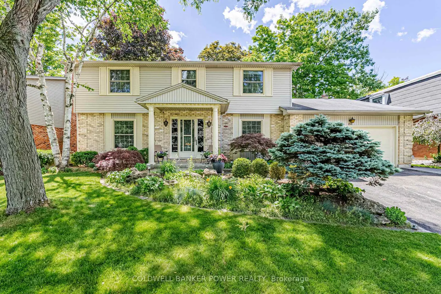 64 Leland Place