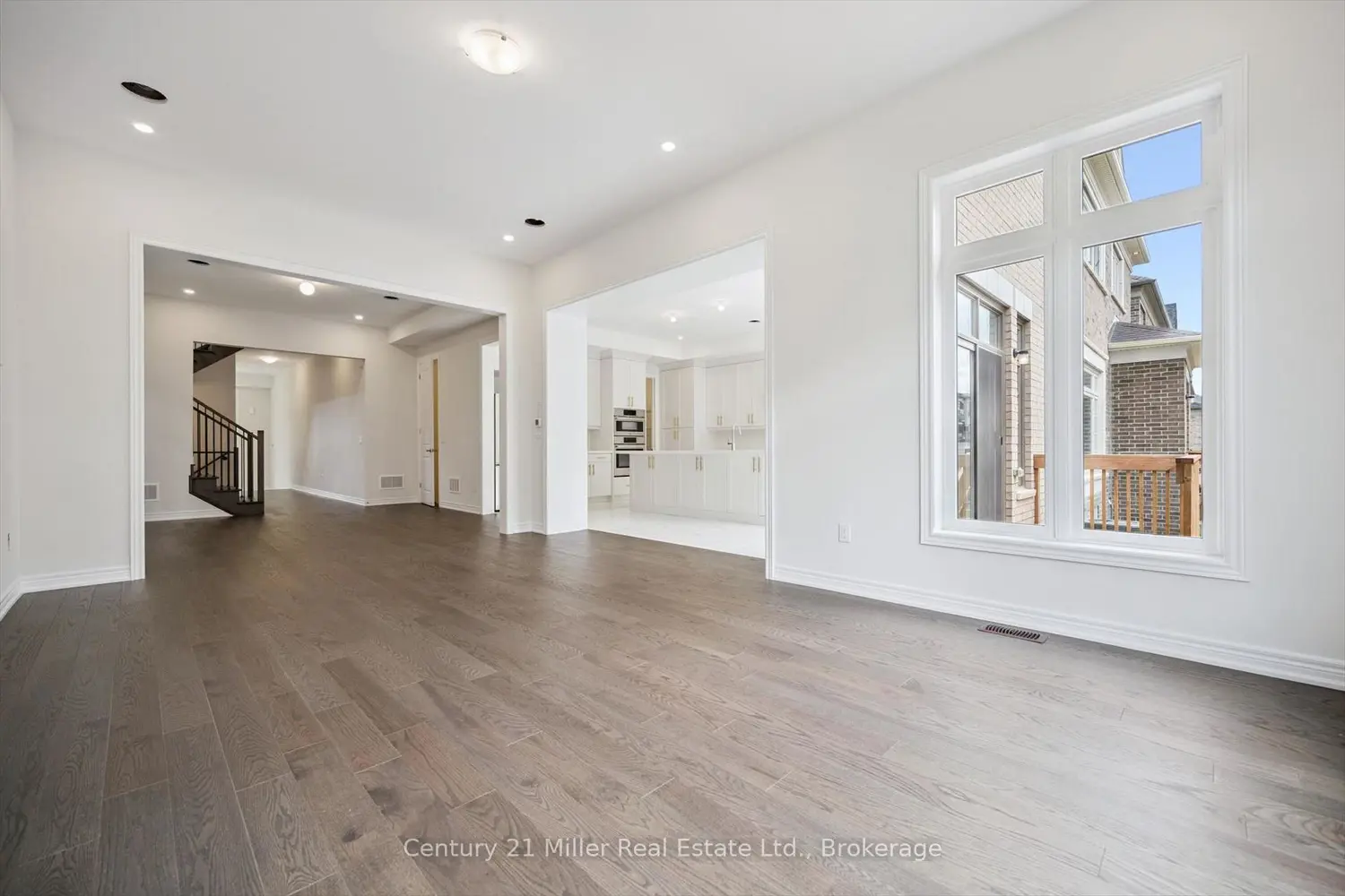 3262 Millicent Avenue photo 5