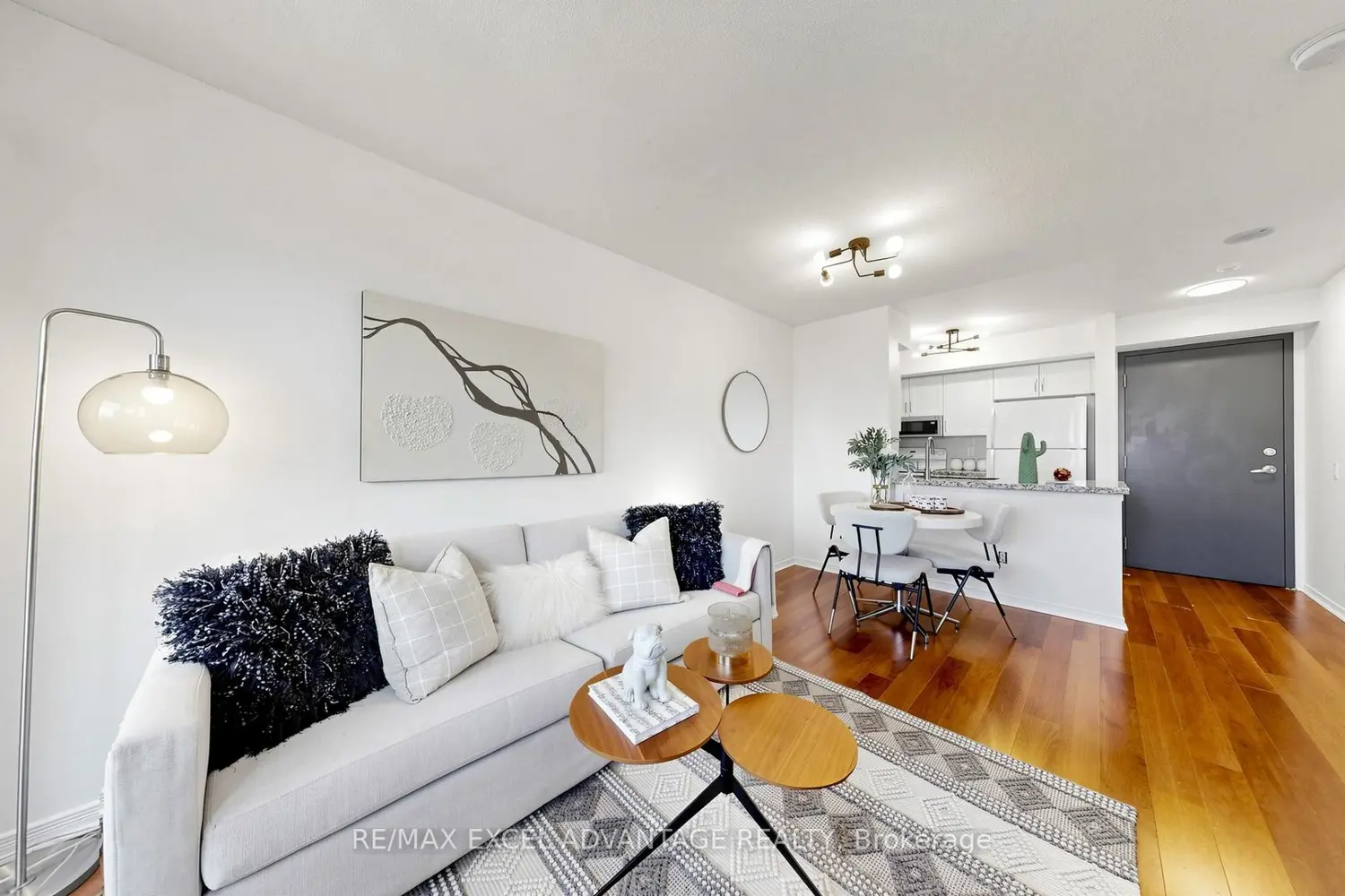 155 Beecroft Road 1007 photo 3