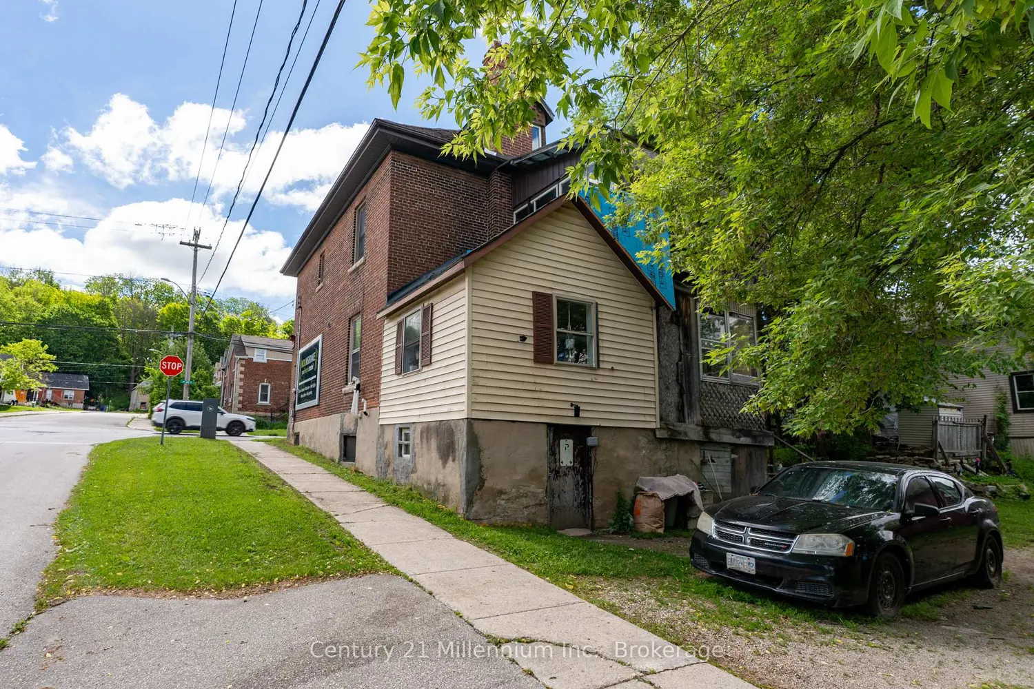 1700 3Rd Avenue photo 5