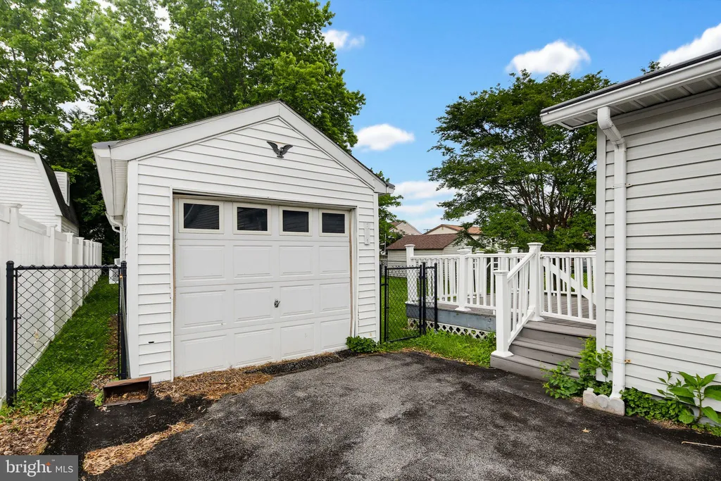 13216 Birdale Avenue, Baltimore, MD 21220