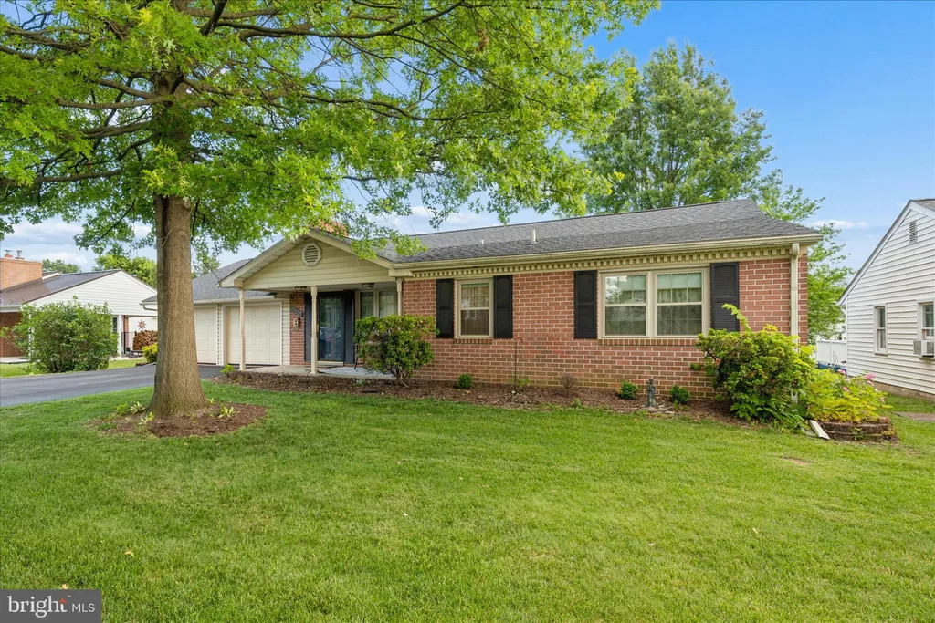 17223 Cloverleaf Road, Hagerstown, MD 21740