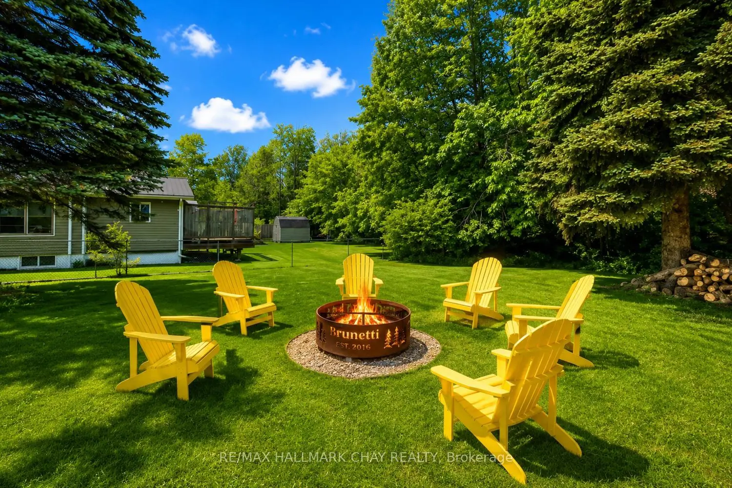 4049 Bayview Avenue photo 2