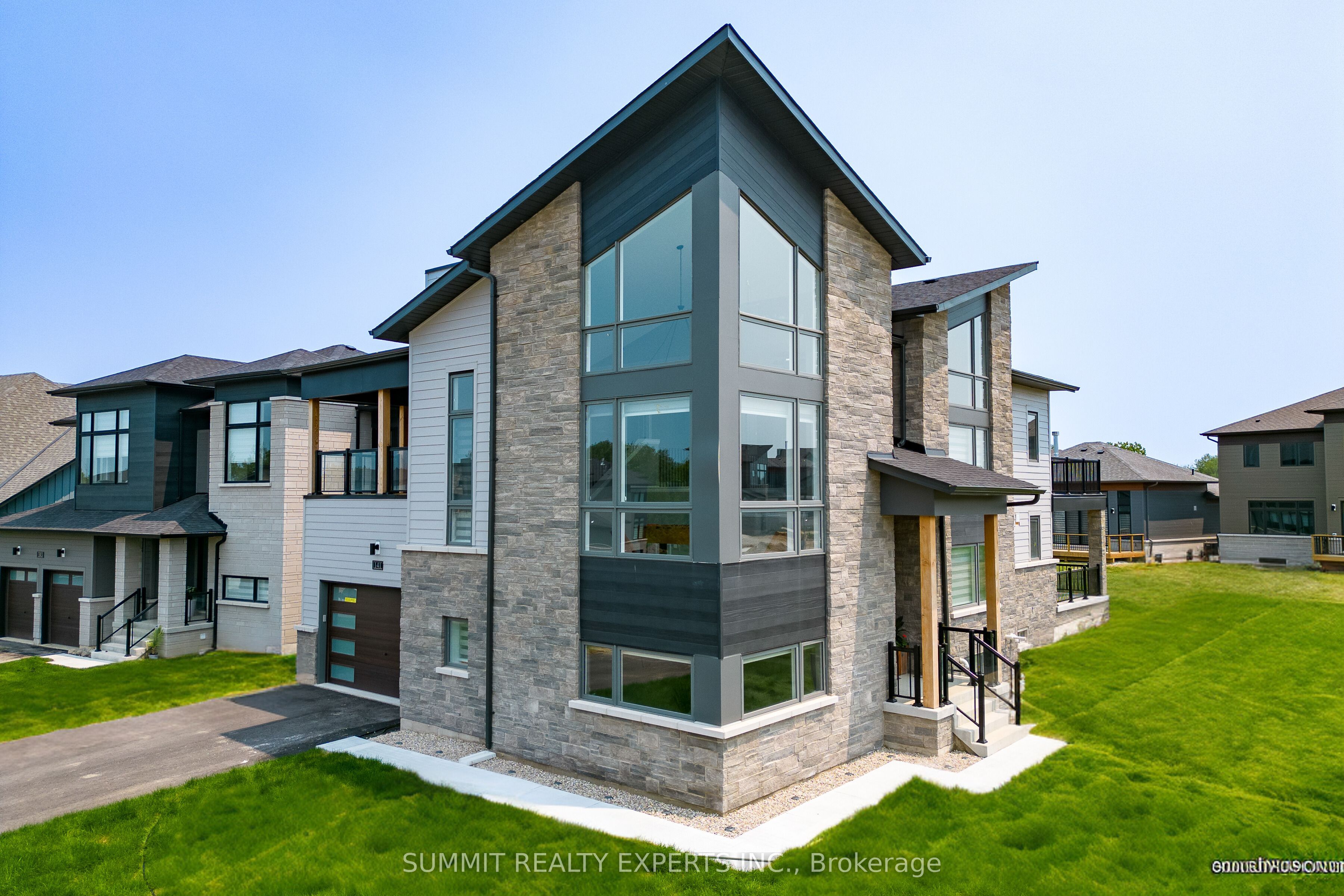141 Springside Crescent, Blue Mountains, ON, L9Y 0V1