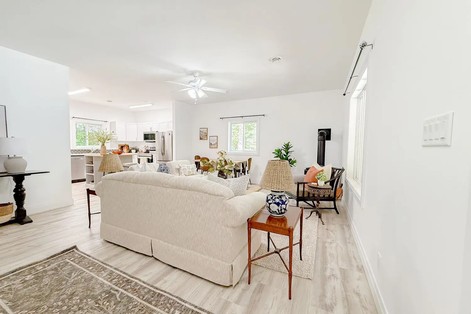 264 Almaguin Drive photo 4