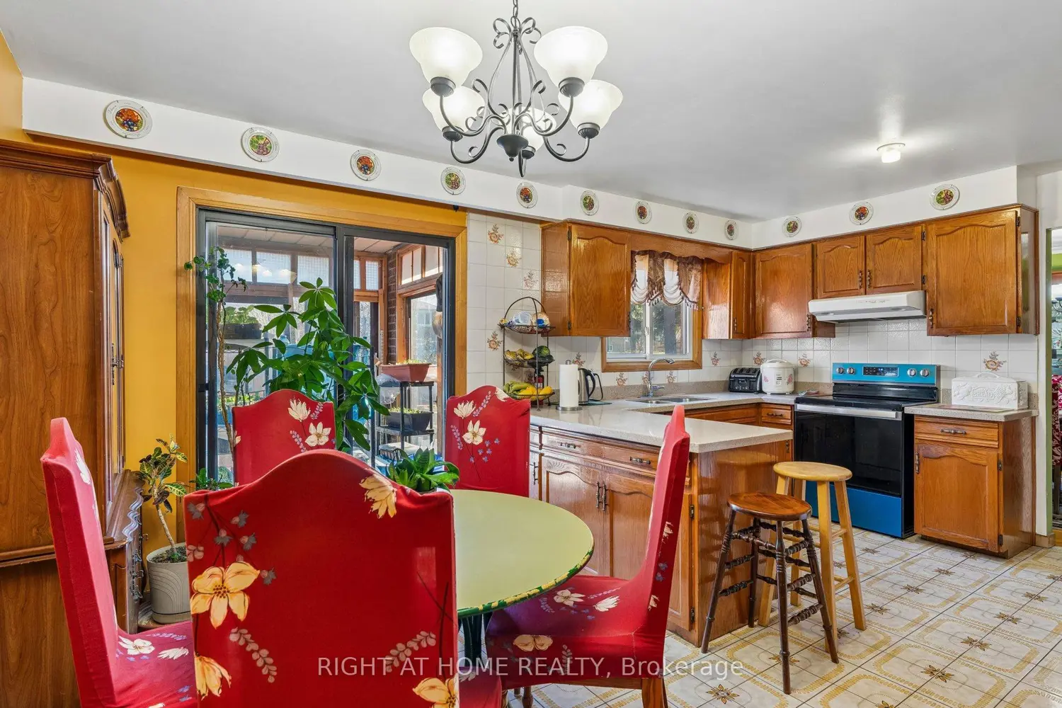16 Ascolda Boulevard photo 5