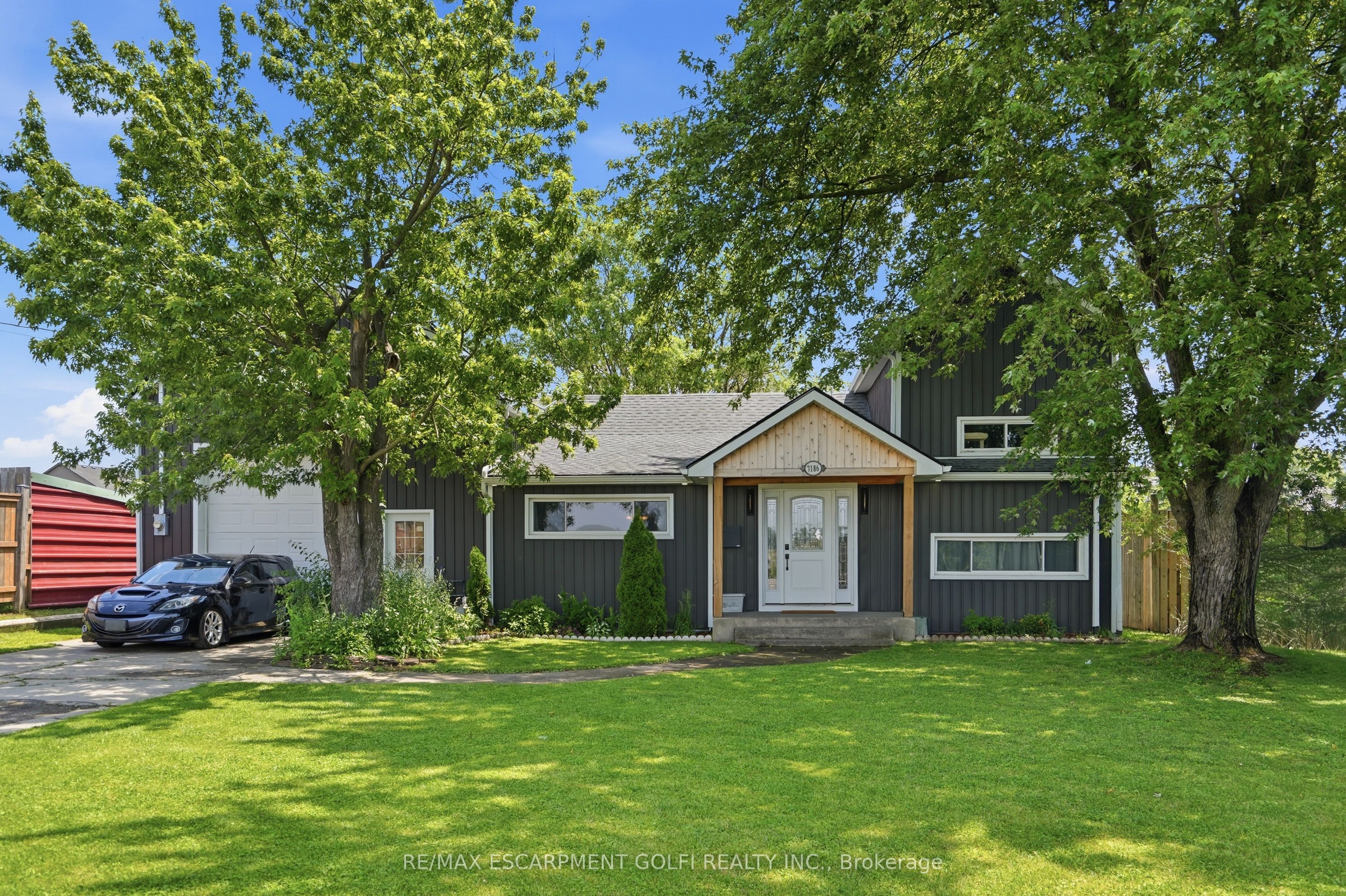 7186 Garner Road, Niagara Falls, ON, L2H 0X7