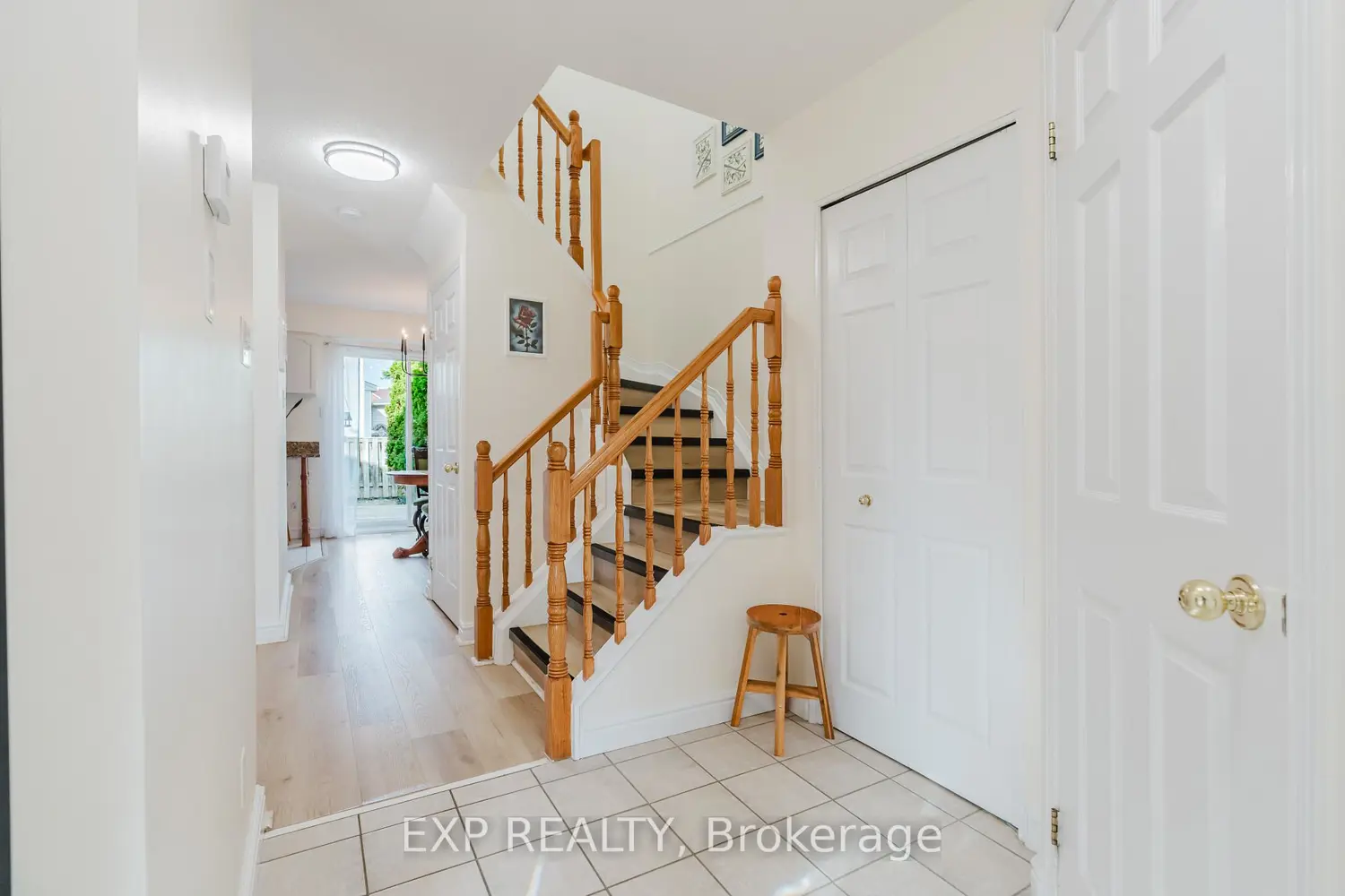 191 Beatrice Drive photo 2