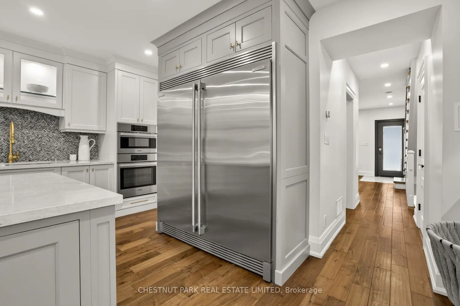 411 Keewatin Avenue photo 3