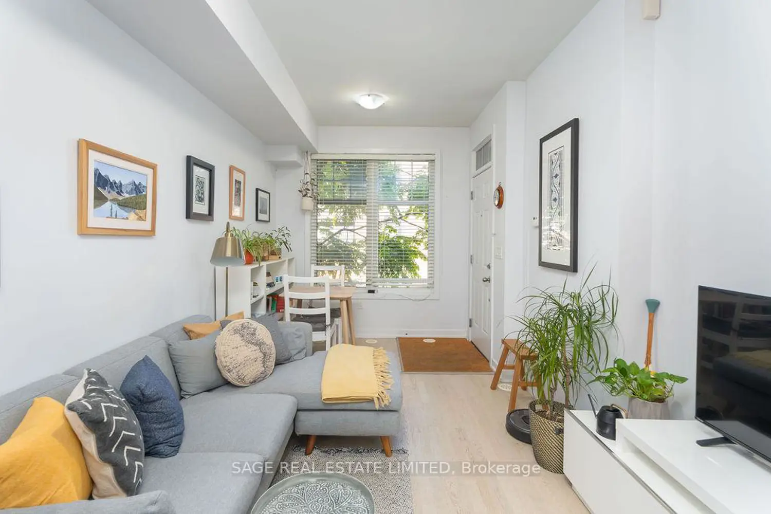 150 Broadview Avenue Th3 photo 2