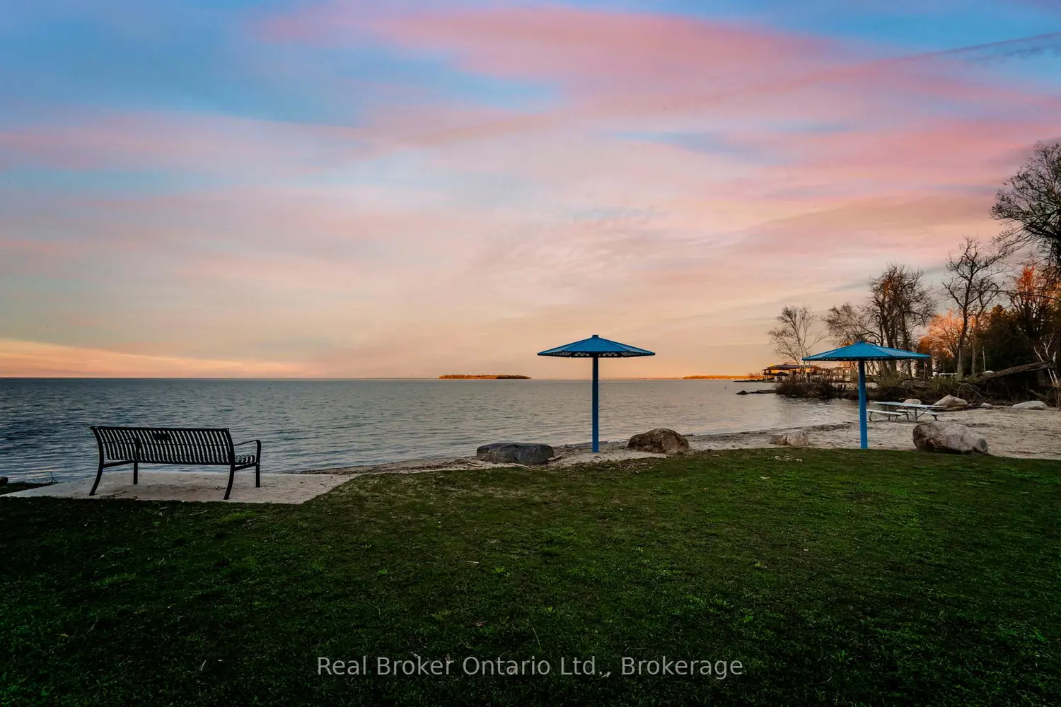 2307 Somers Boulevard photo 2