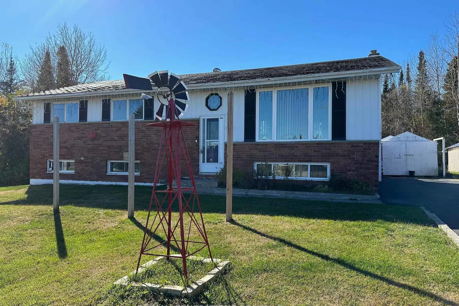 4 East Grove Crescent