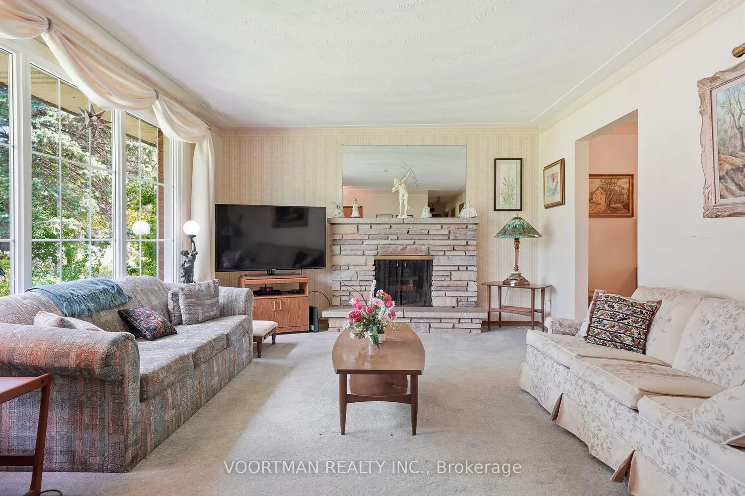 12 Kew Court photo 5