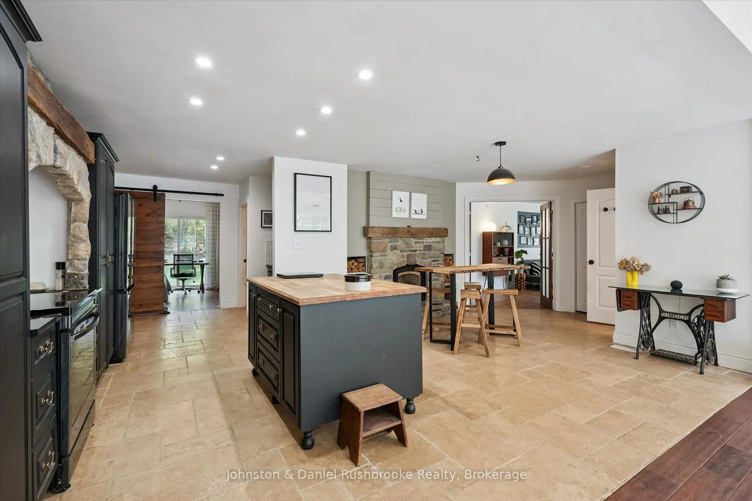 307251 Hockley Road photo 5