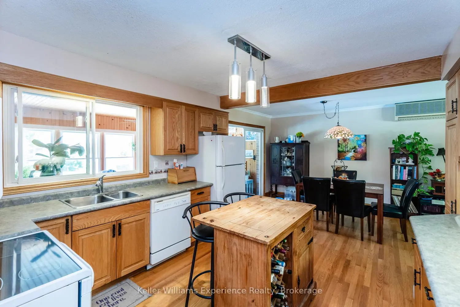 63 Lorne Avenue photo 5