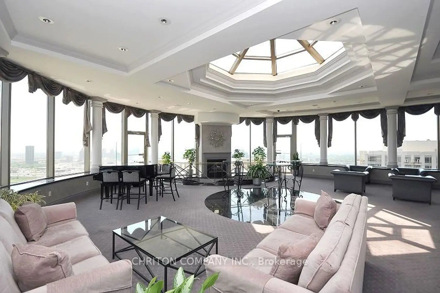 45 Kingsbridge Garden Circle 2103 photo 5