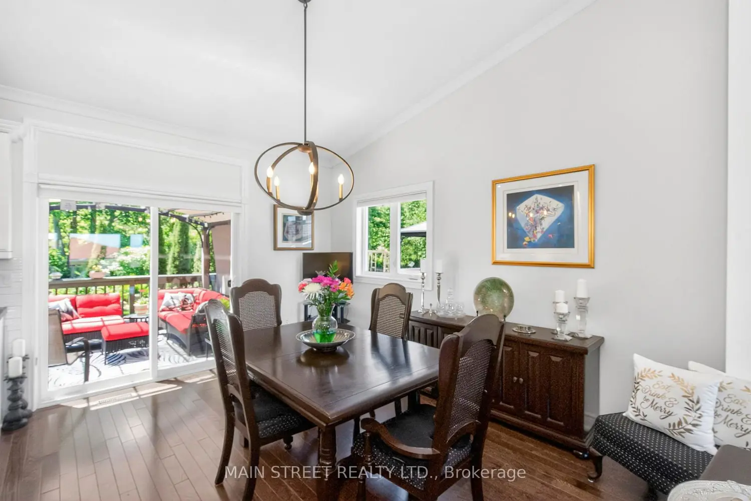 644 Taylor Drive photo 3