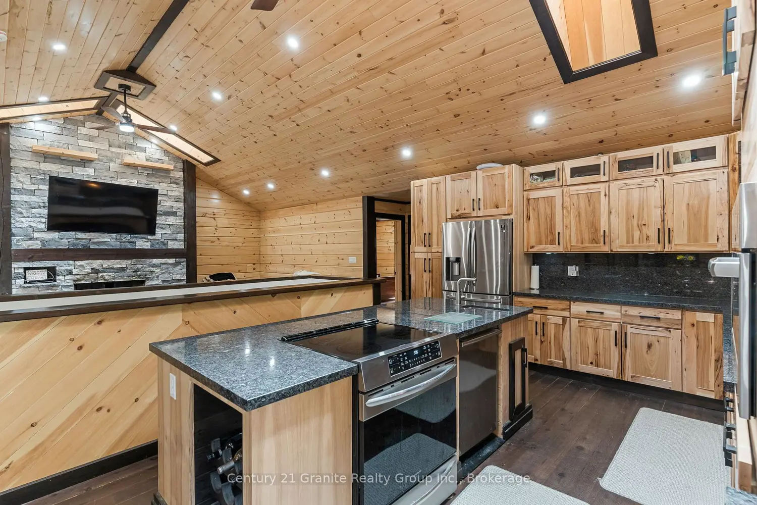 1007 Winding Creek Road photo 2