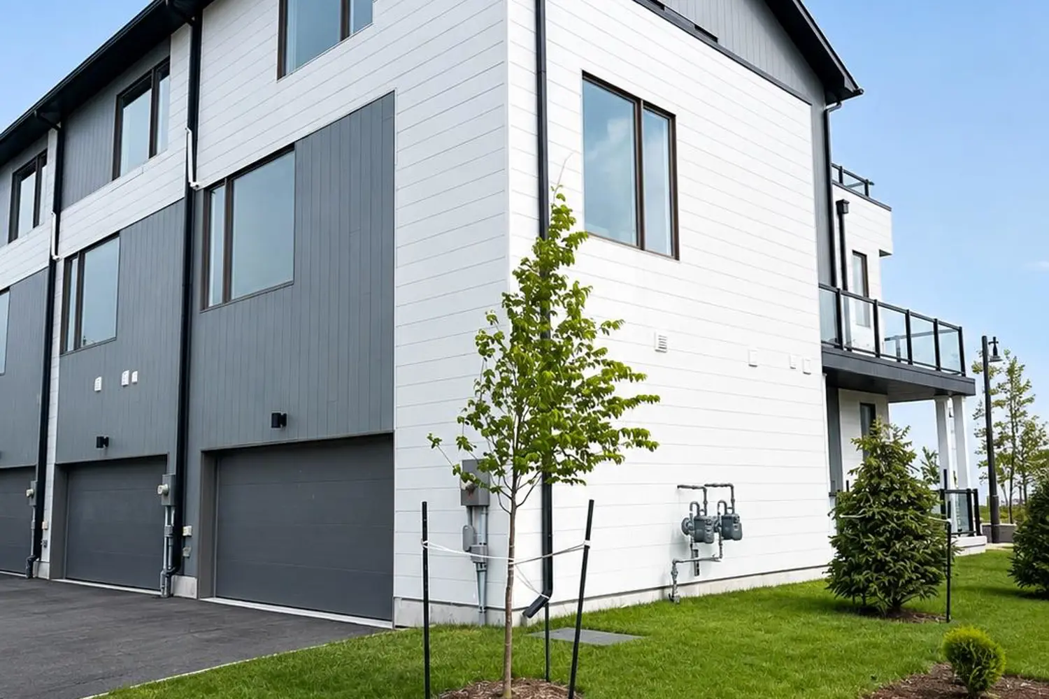 81 Lightfoot Drive photo 3