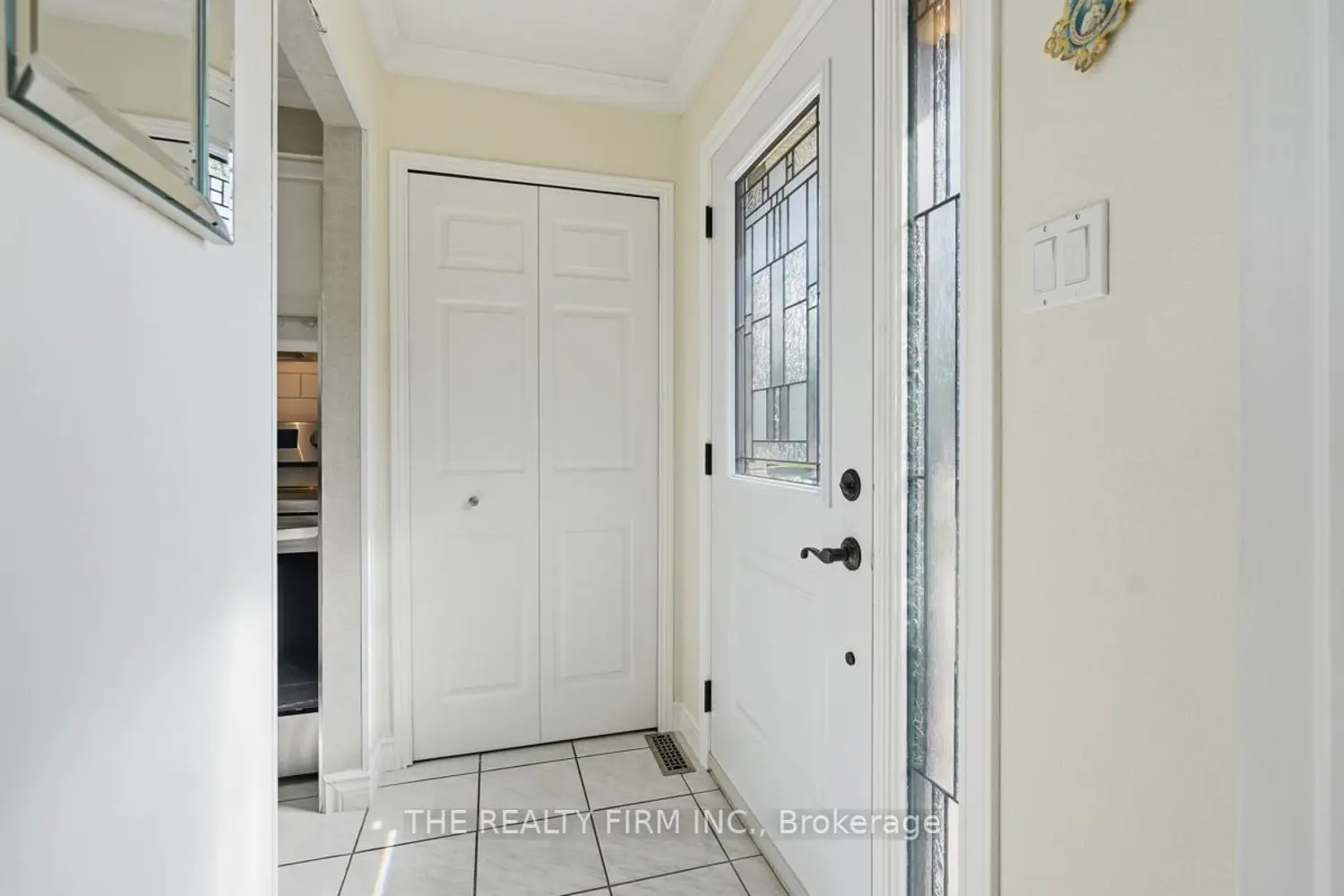 43 Clara Crescent photo 4