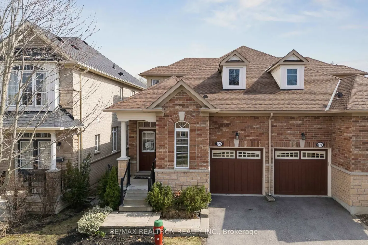 578 Tapestry Lane 14 photo 2