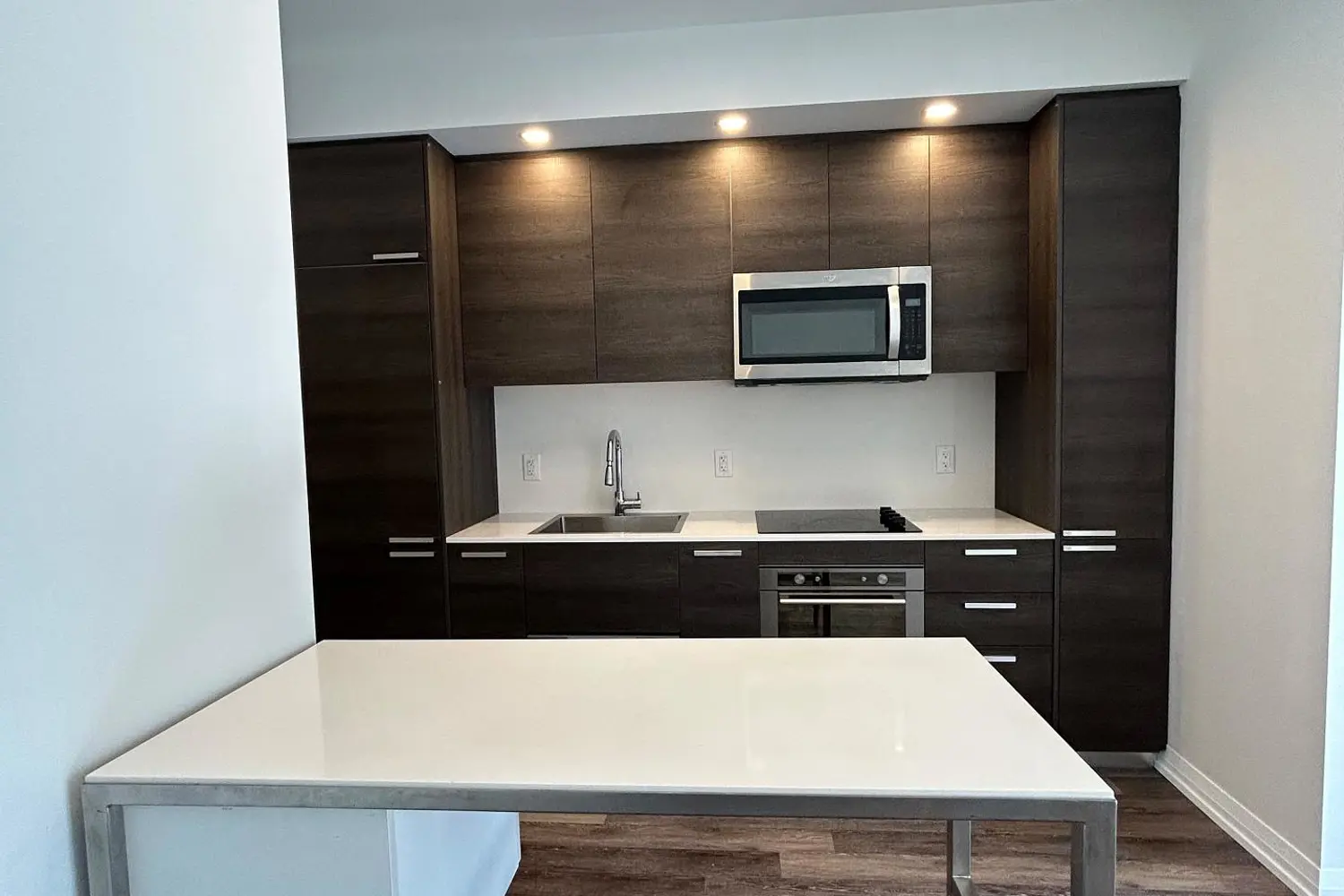 75 Canterbury Place 308 photo 4