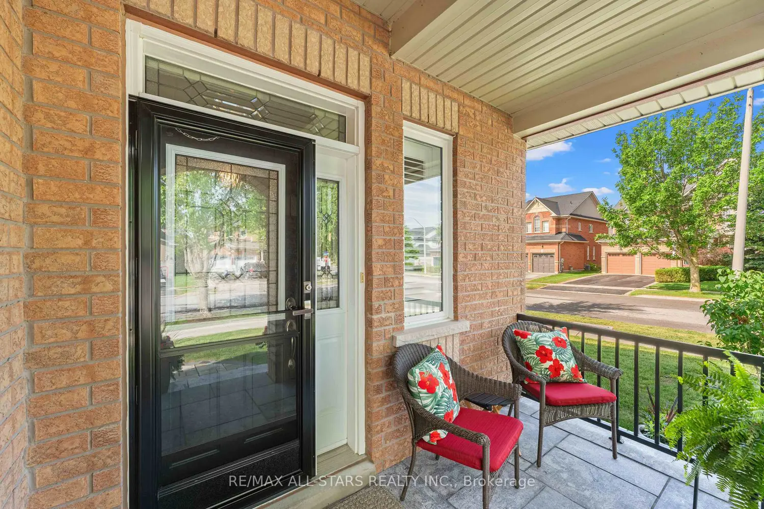 76 Chimney Hill Way photo 3