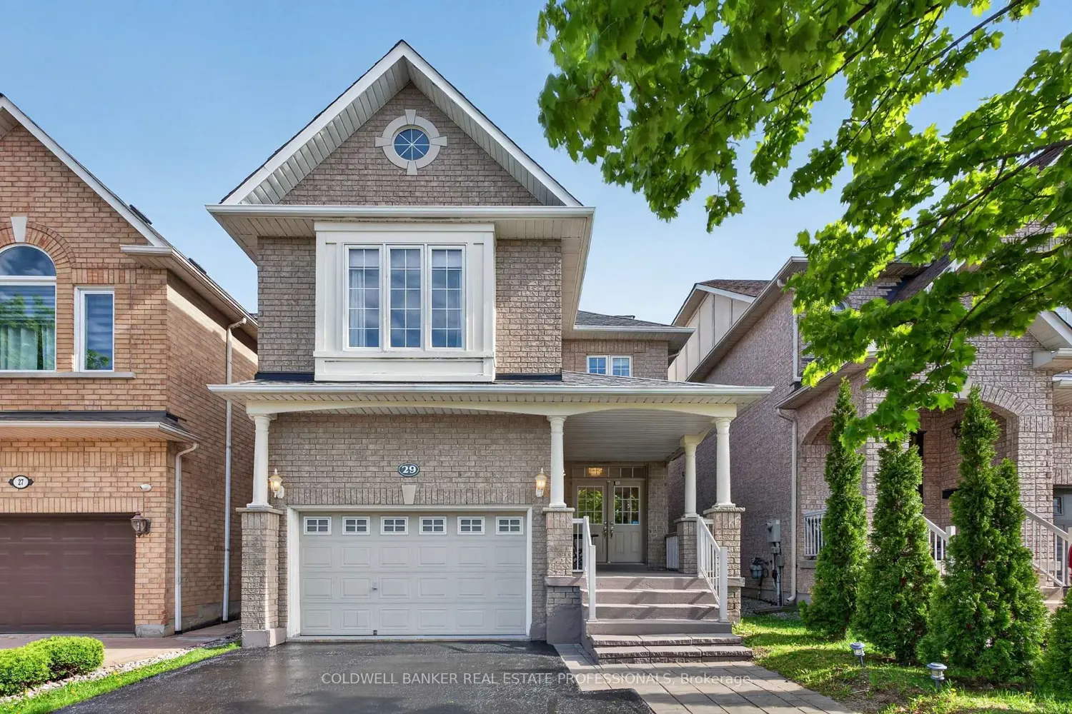 29 Bentwood Crescent photo 2