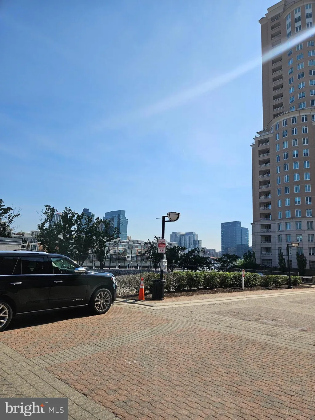 23 Pierside Drive Unit 411, Baltimore, MD 21230