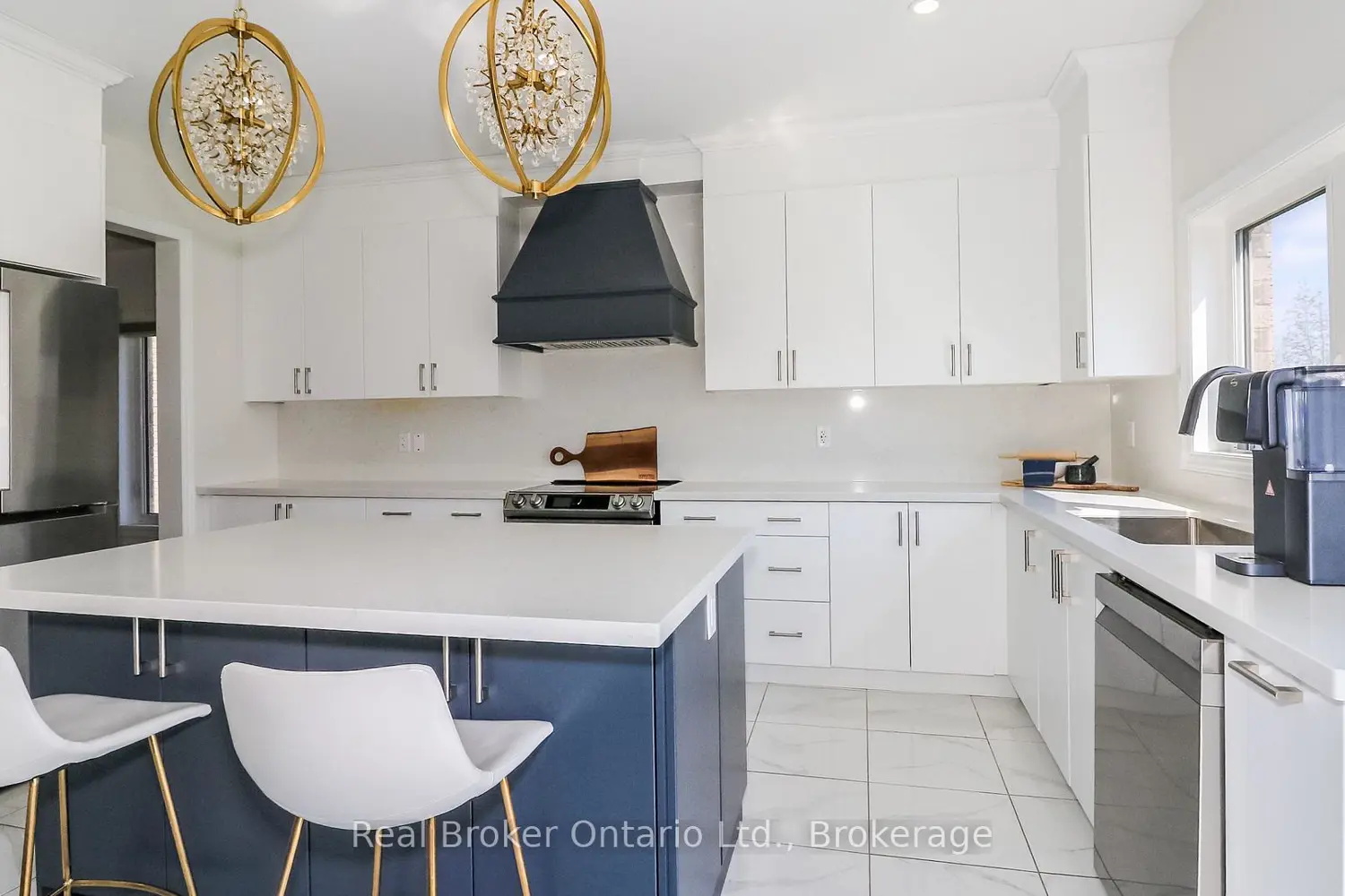 1649 Corsal Court photo 5