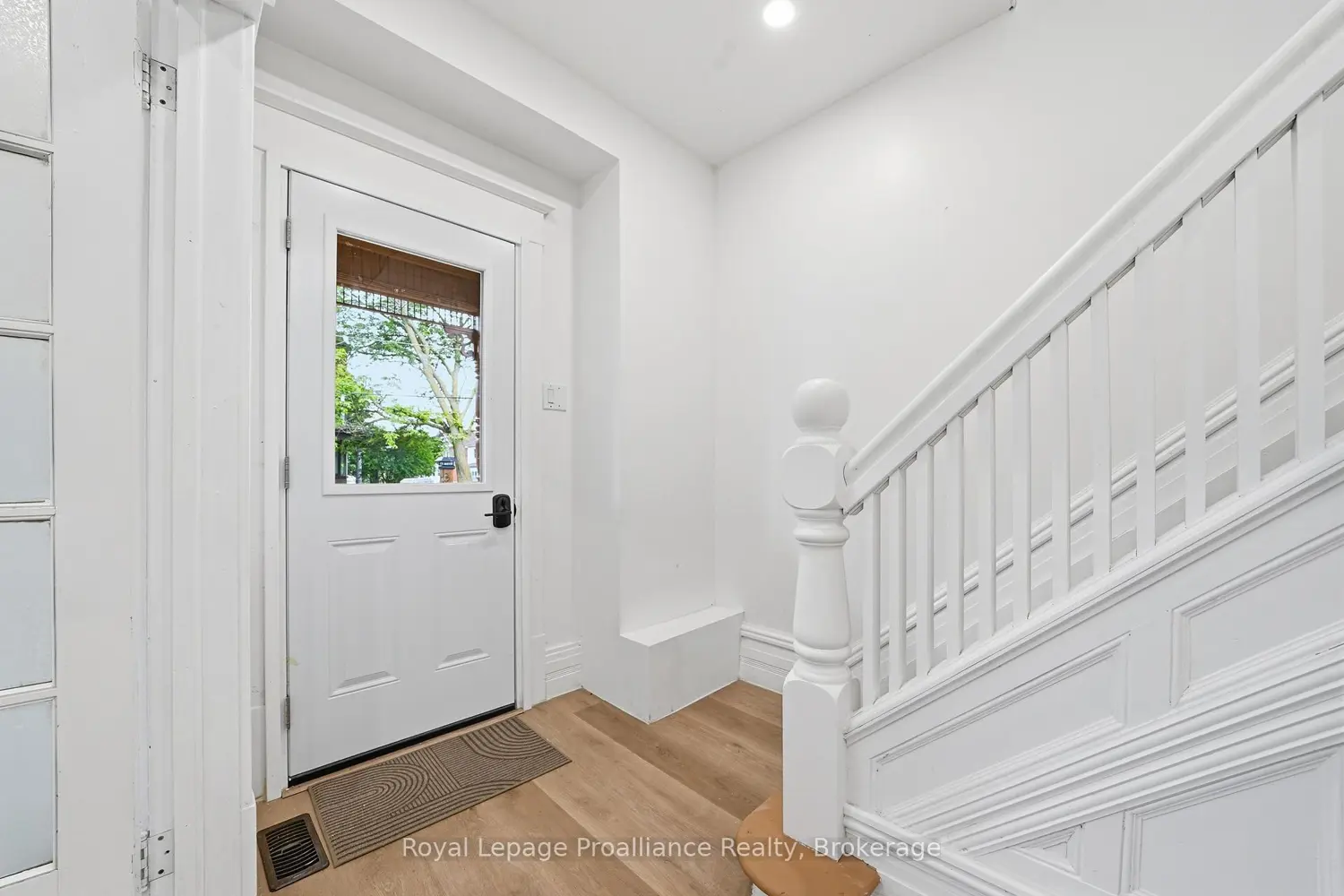 79 Bridge Street photo 2