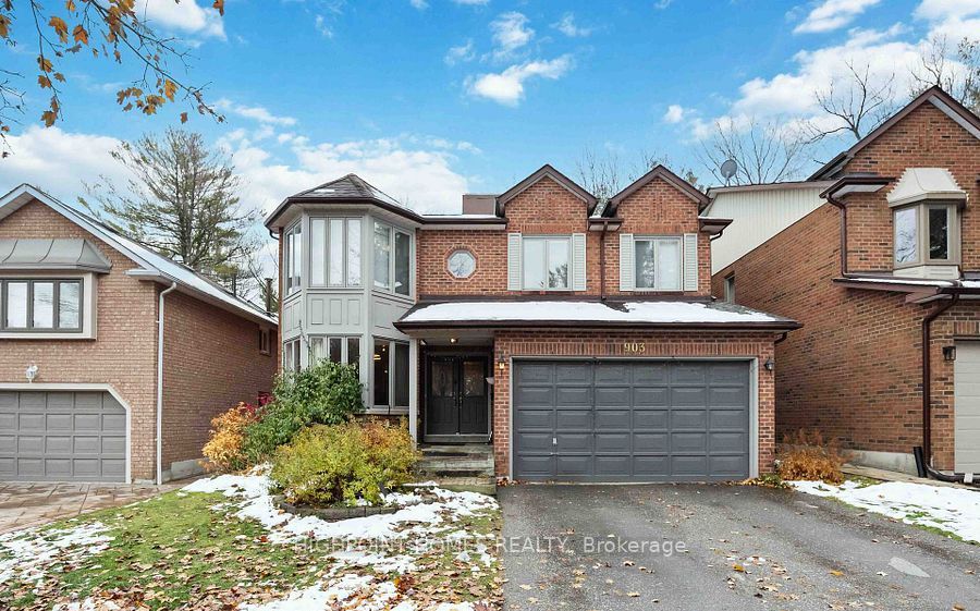 903 Alanbury Crescent, Pickering, ON, L1X 2S3