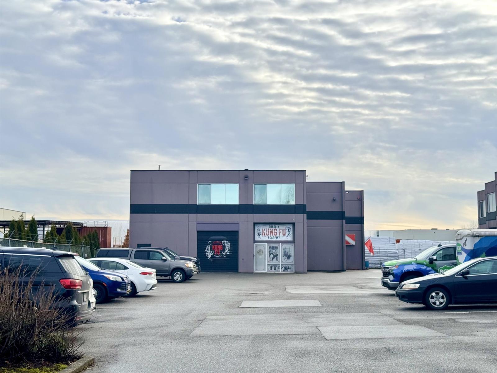 202-9706 188 Street, Surrey, BC, V4N3M2