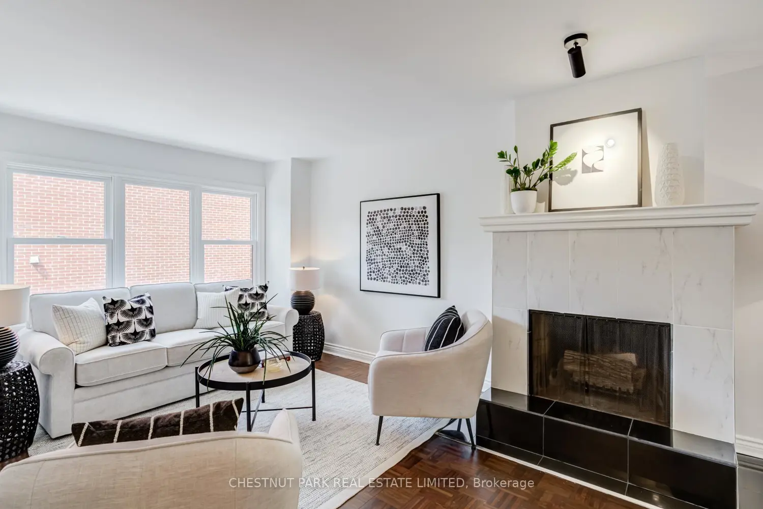 41 Spruce Street 9 photo 3