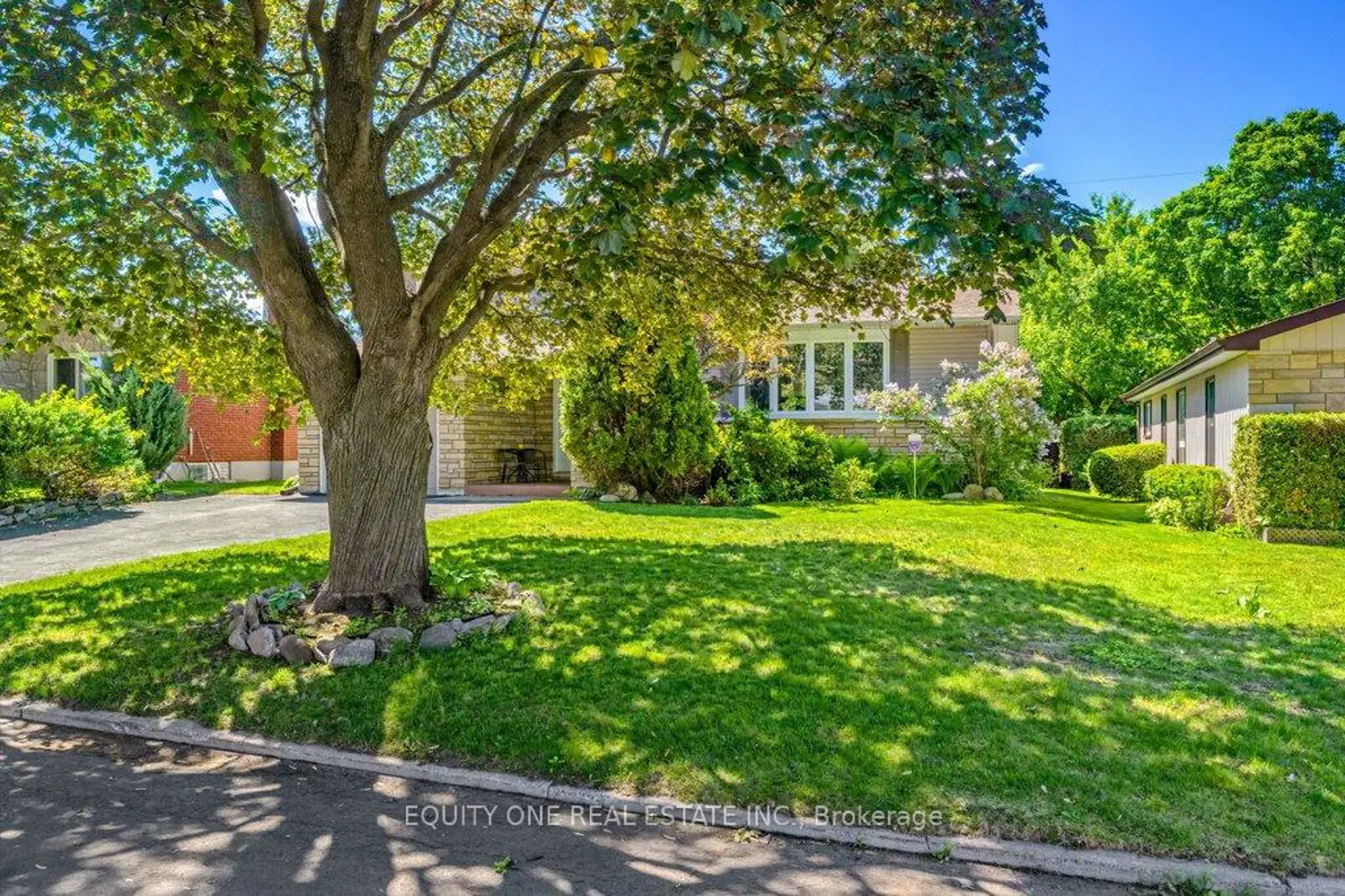 542 Sirois Avenue photo 2