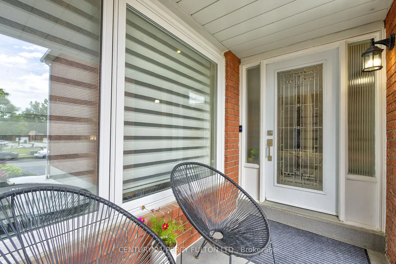 109 Woodcroft Lane photo 4