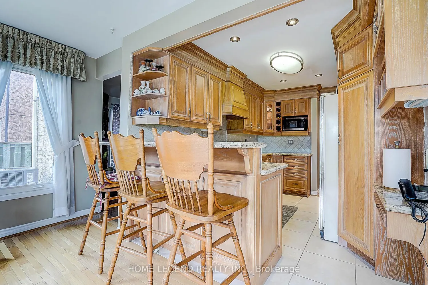 142 Highgate Drive photo 5