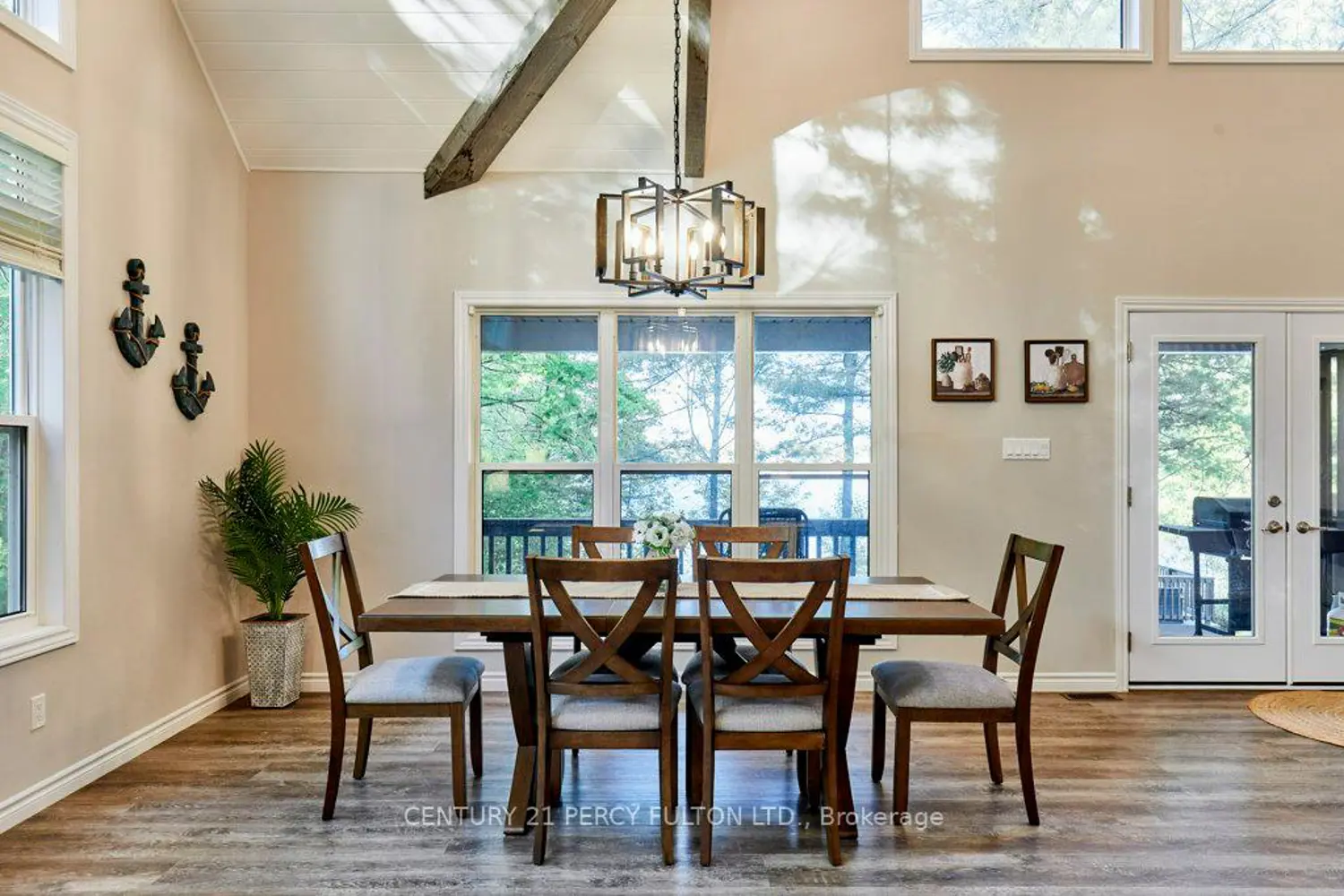 450 Crooked Bay Road photo 3