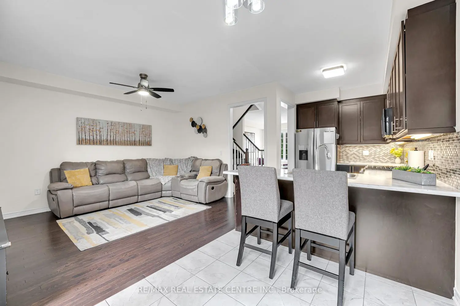 76 Saint Dennis Road photo 5