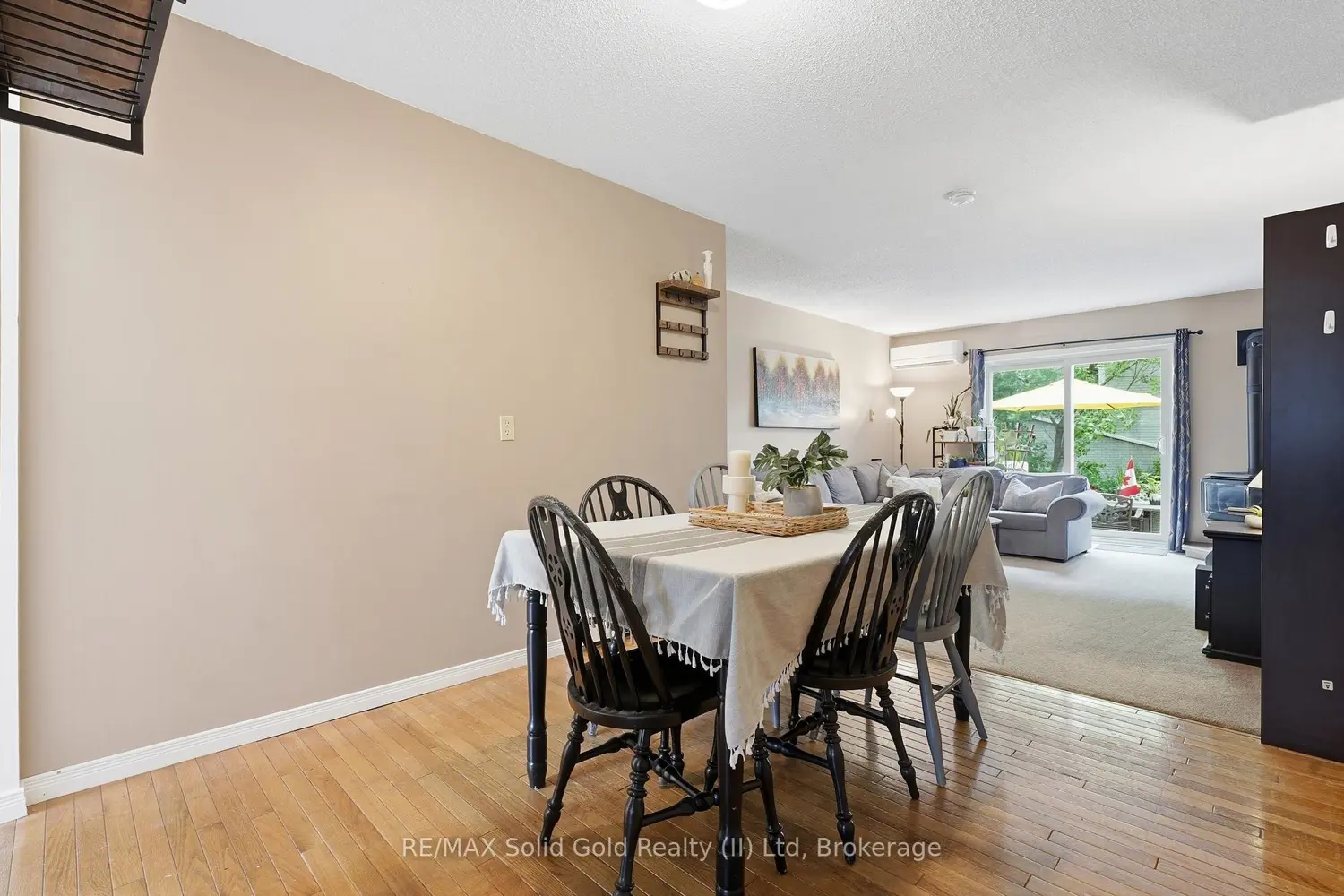 513 Weber Street B photo 3