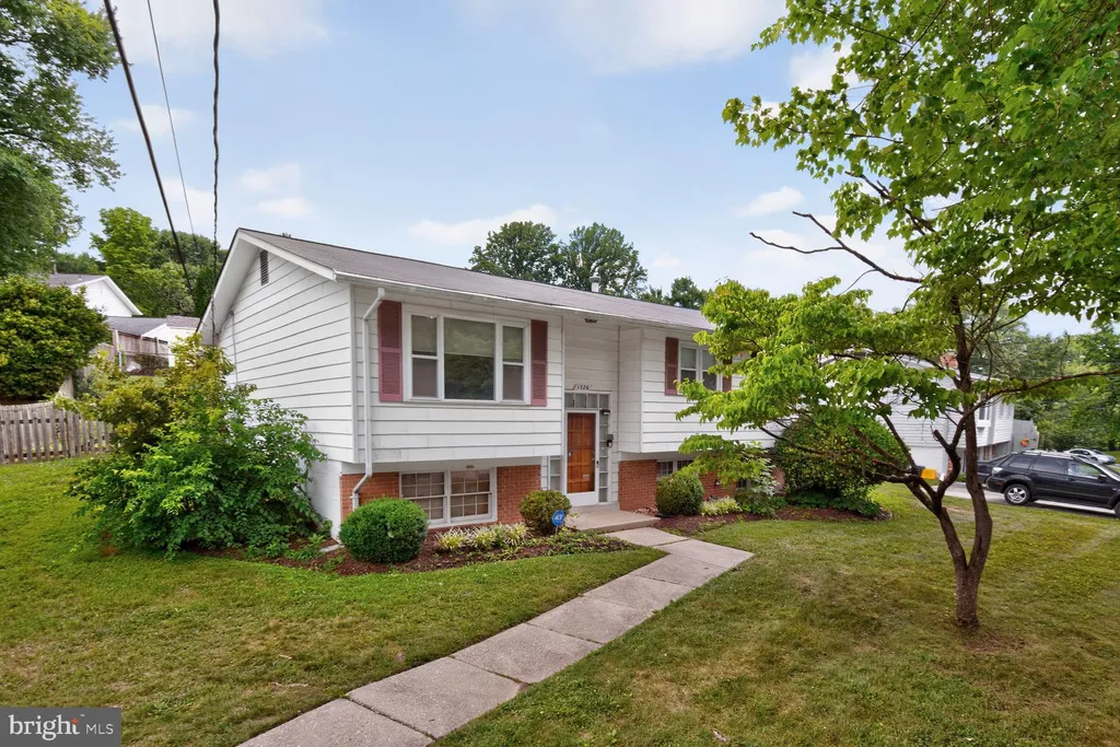 1326 Gresham Road, Silver Spring, MD 20904 photo 3
