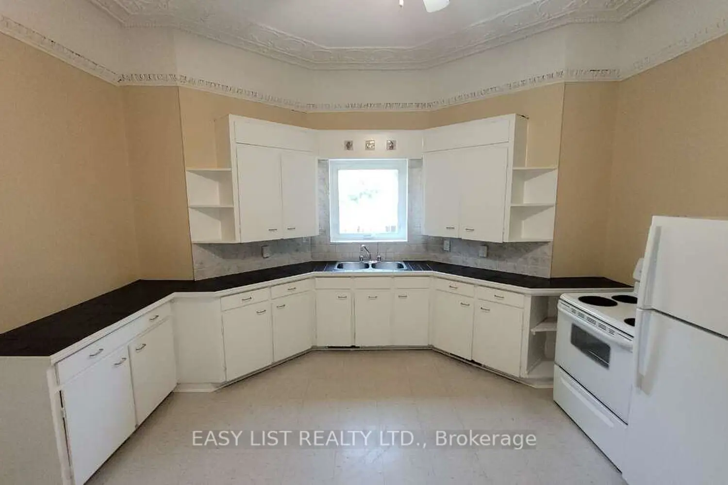 626 Lorne Avenue photo 2