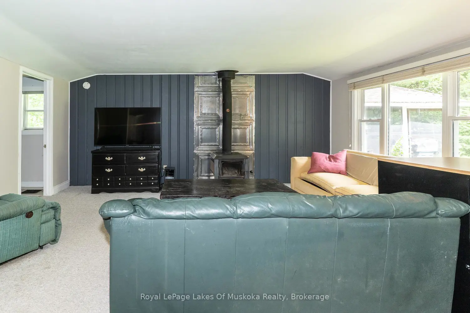 1136 Springdale Shores Private photo 5